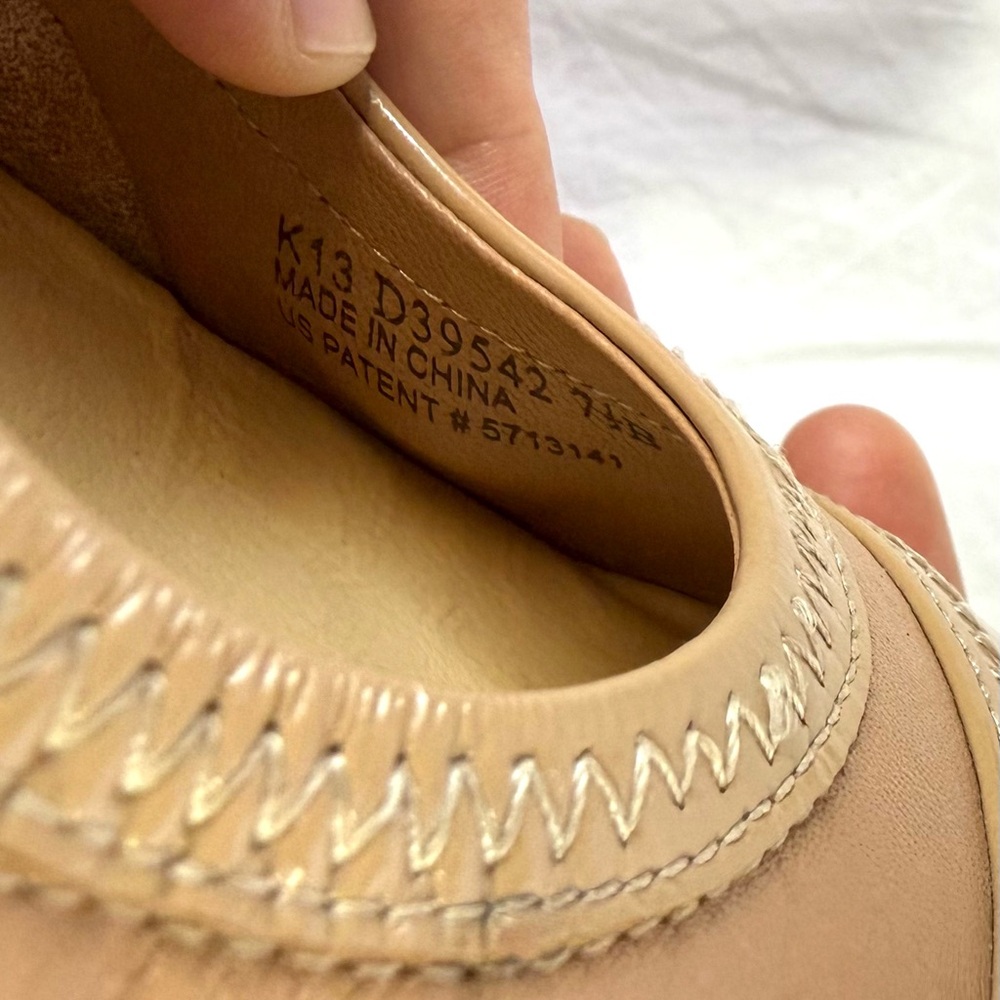 Cole Haan Nude/Tan Leather Cap-Toe Wedge Women’s Shoes Size 7.5 Office Feminine - Picture 8 of 8
